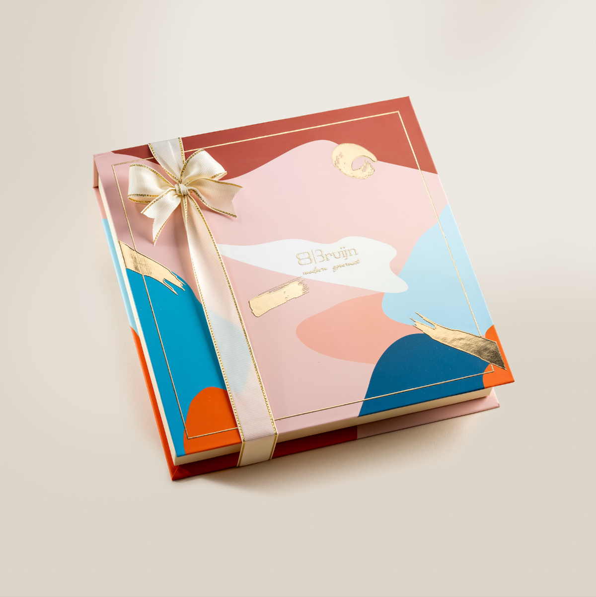 Closed Assorted Collection gift box with ribbon and colorful Bruijn packaging.