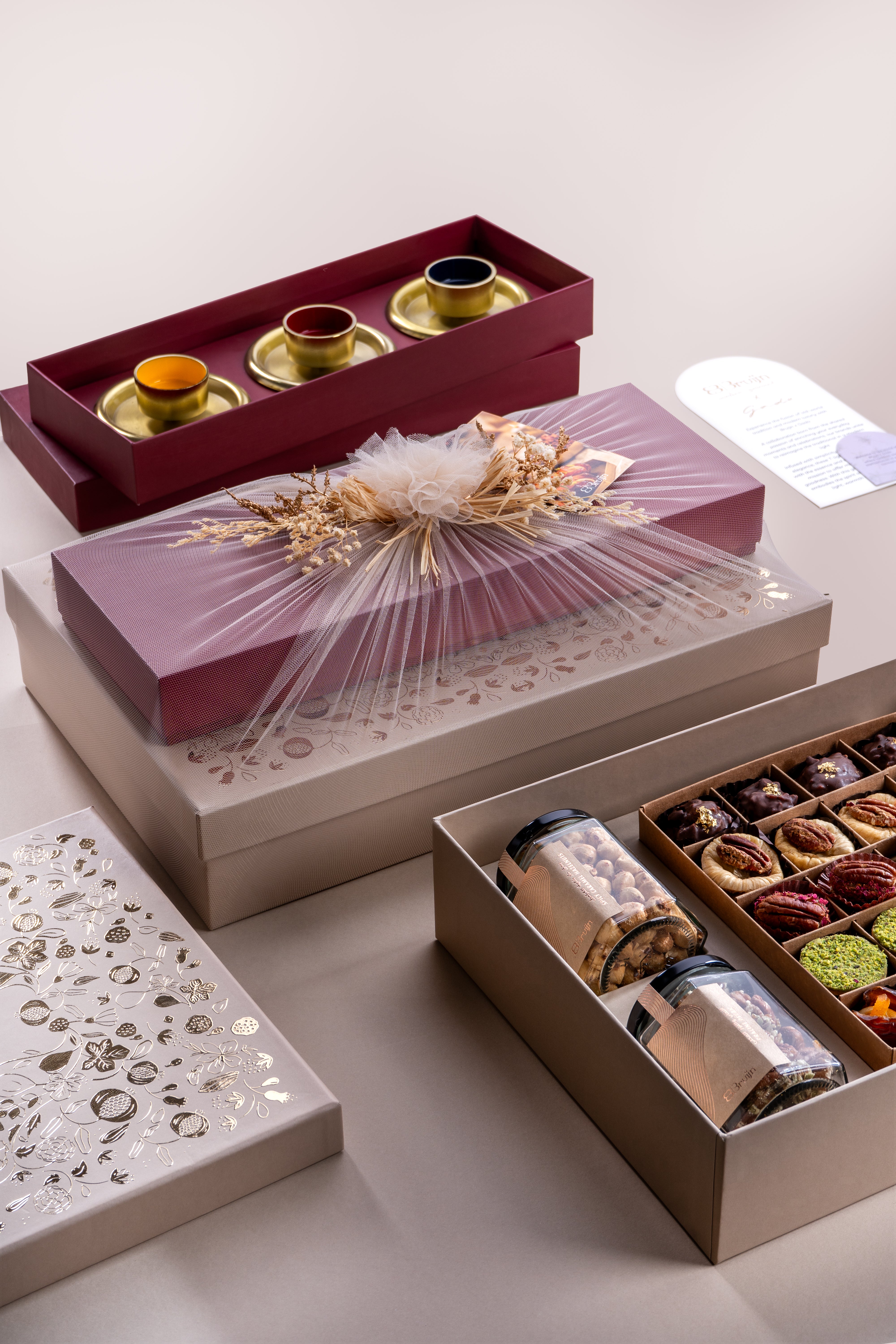 Motley Exquisite Box x Cirque Tea Light