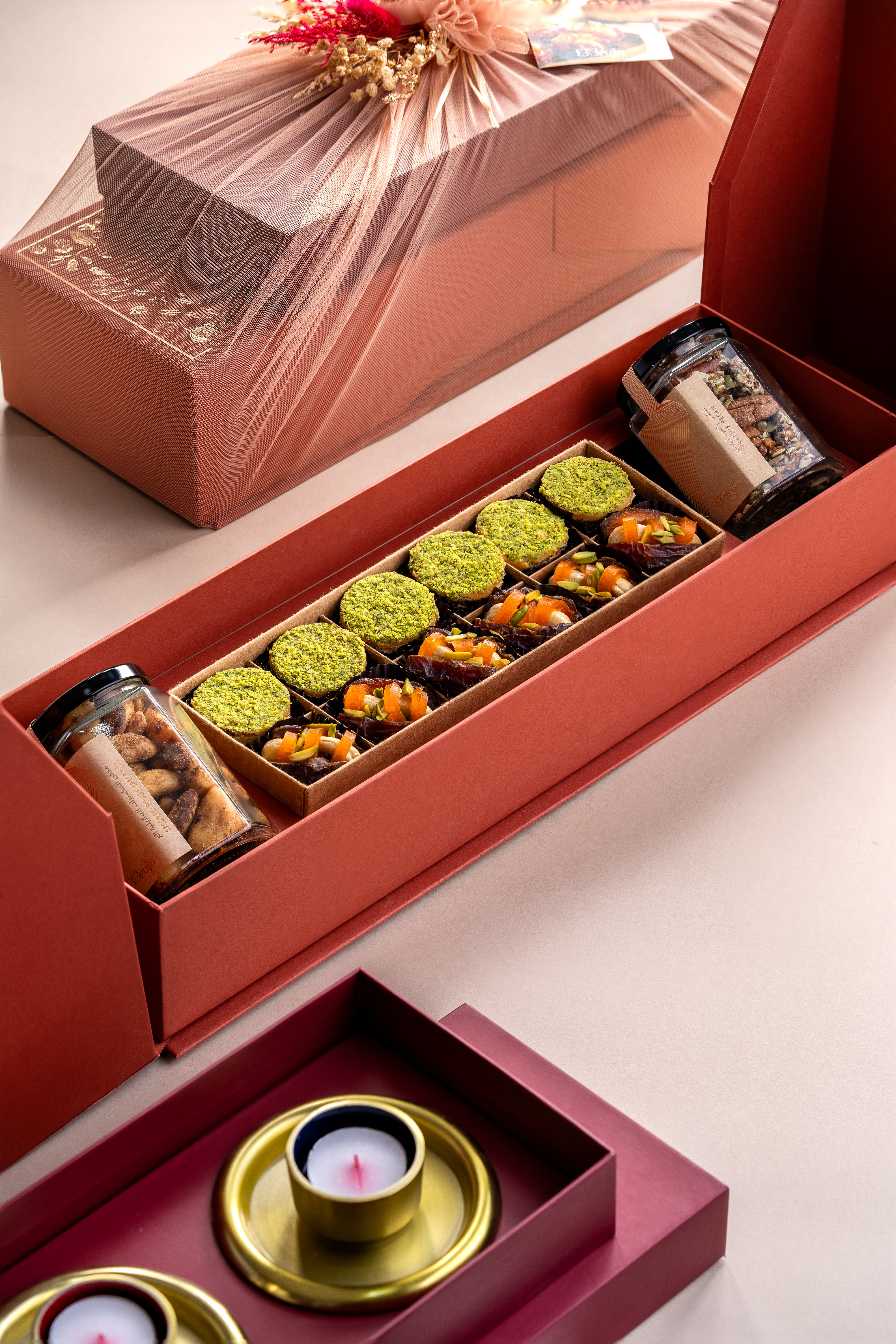 Royal Box x Cirque Tea Light