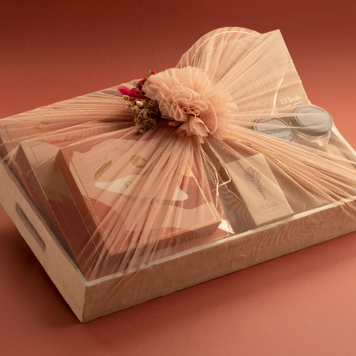 Elaborate Tray