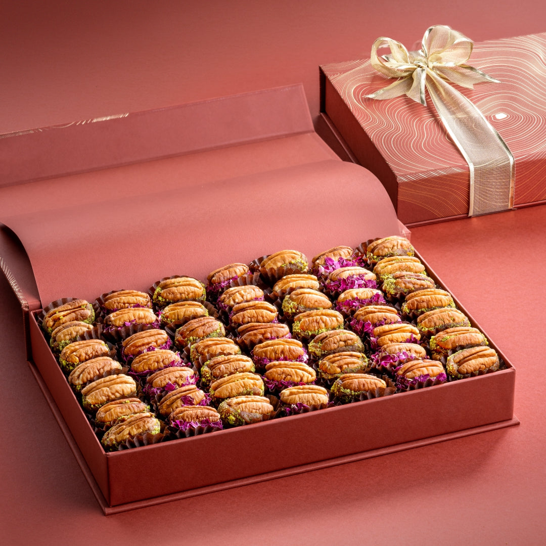 Pecan & Dried Fruit Wholes